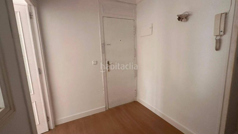 Foto d05ec548-10fa-413b-a852-25cb03848dcb. Lloguer pis amb calefacció aparcament a Russafa Valencia