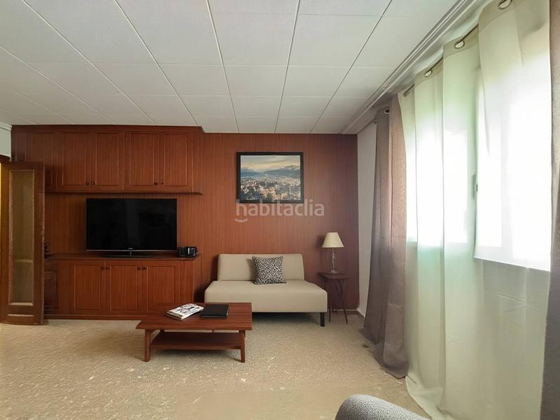 Foto 0249a594-eebd-44fb-9624-98b80b070bef. Piso amplio piso de 100 m con 4 habitaciones listo para personalizar en Valencia