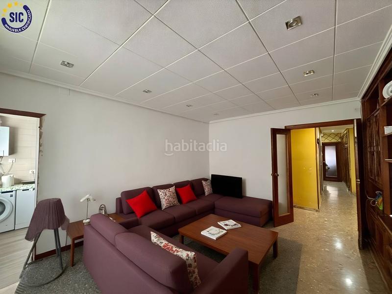 Foto 3fd66492-3f8b-4718-a0d3-a4b88a856a0b. Piso amplio piso de 100 m con 4 habitaciones listo para personalizar en Valencia