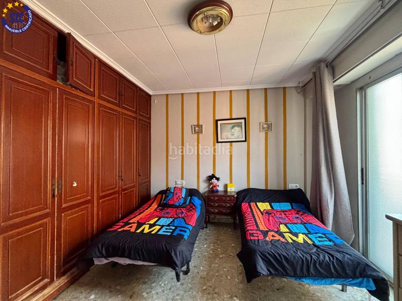Foto 46371ba4-2c3f-4c8b-9d6e-046b3e5ddf48. Piso amplio piso de 100 m con 4 habitaciones listo para personalizar en Valencia