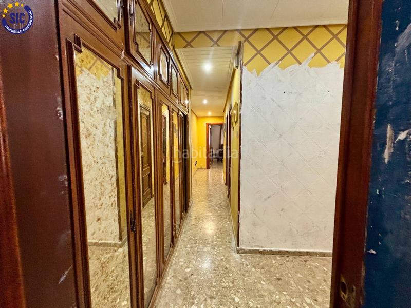 Foto 59dbd053-d853-4b22-b09a-06bfa78812e4. Piso amplio piso de 100 m con 4 habitaciones listo para personalizar en Valencia