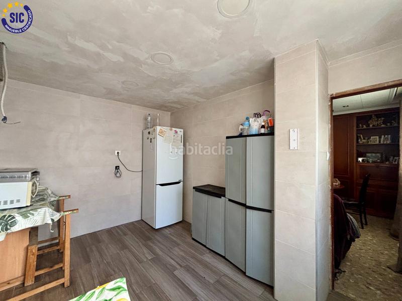 Foto a8ea4eda-7a22-40bc-84cc-299146c4fdc4. Appartamento con riscaldamento in Torrefiel Valencia