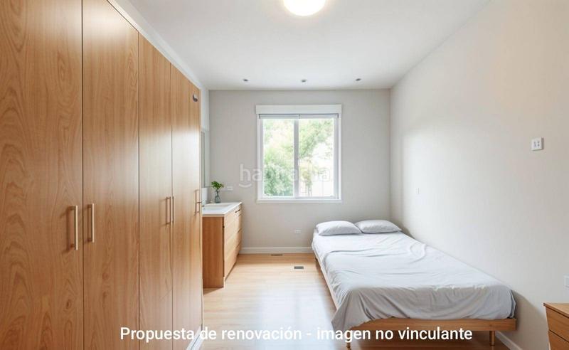 Foto f84141e2-4bcc-4455-8ca1-cfae7a425671. Piso amplio piso de 100 m con 4 habitaciones listo para personalizar en Valencia