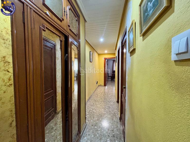 Foto faf80c30-b612-4799-9bc6-250cdfafec85. Piso amplio piso de 100 m con 4 habitaciones listo para personalizar en Valencia