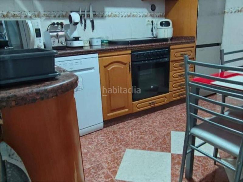 Foto 5b4f8735-90fe-46f2-9dd0-245d98885ceb. Piso  amplio ideal para vivir o invertir en Valencia