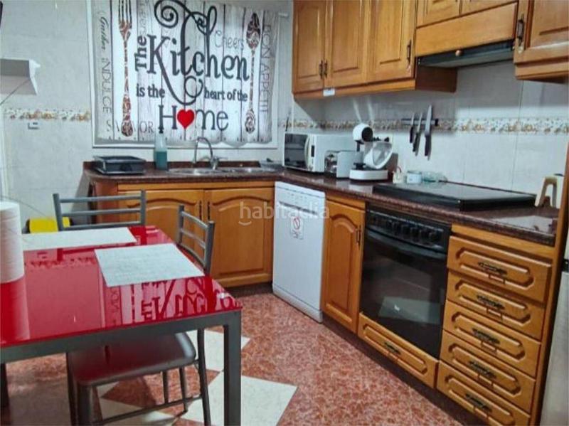 Foto fb7bbc18-ceb5-4d80-bf2e-99049b121f27. Piso  amplio ideal para vivir o invertir en Valencia