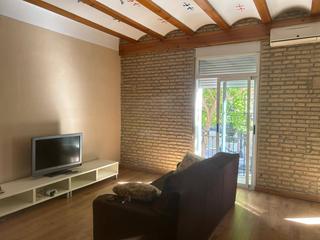 Pis en Arrancapins. Piso con encanto rstico junto a plaza de espaa  con patio priv