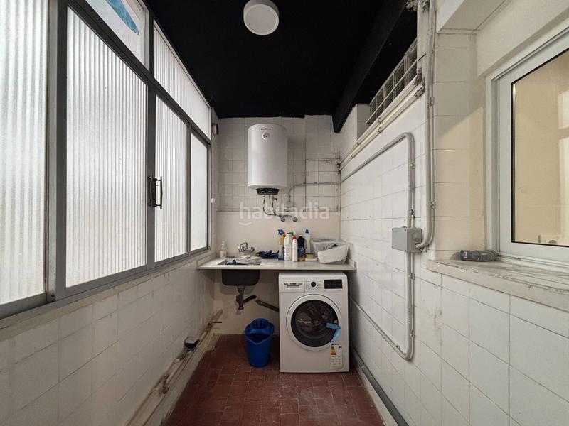 Foto 0e7cdd60-909c-4b04-a748-f224a5bbb729. Alquiler piso vivienda amueblada a un paso de plaza españa en Valencia