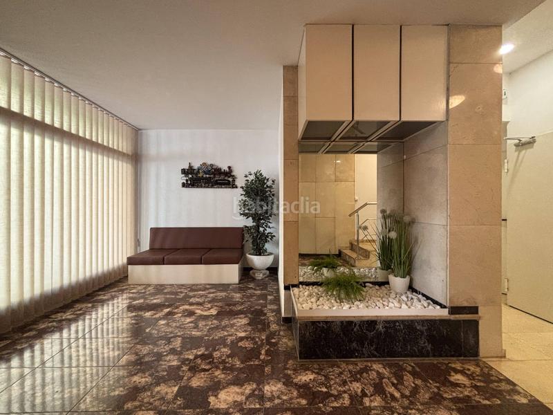 Foto 19b5cef9-aabb-4c22-85e2-b7cfc4d8c6dc. Alquiler piso vivienda amueblada a un paso de plaza españa en Valencia