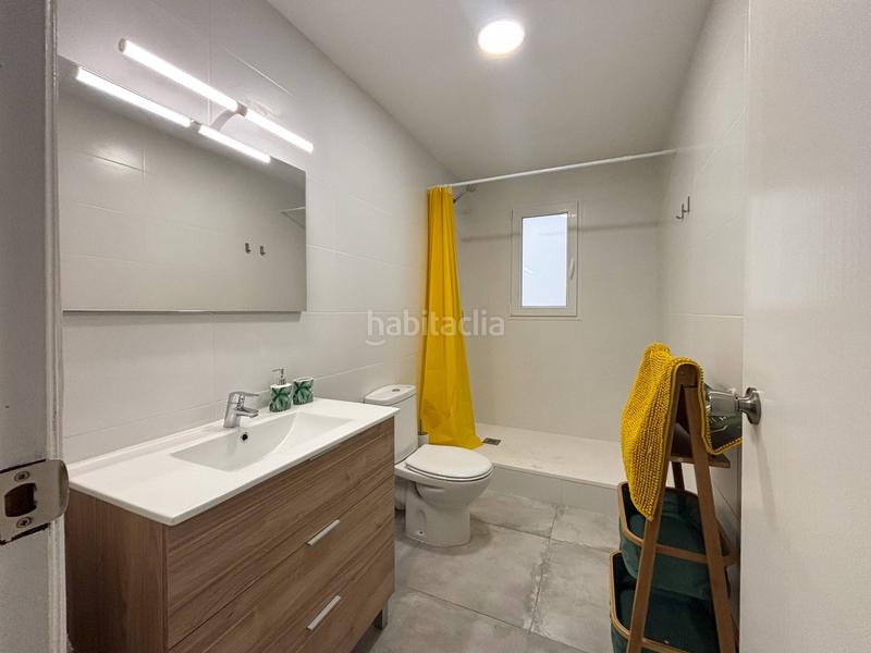 Foto c537fdde-8a24-4ef5-9412-95e126d88fa7. Alquiler piso vivienda amueblada a un paso de plaza españa en Valencia