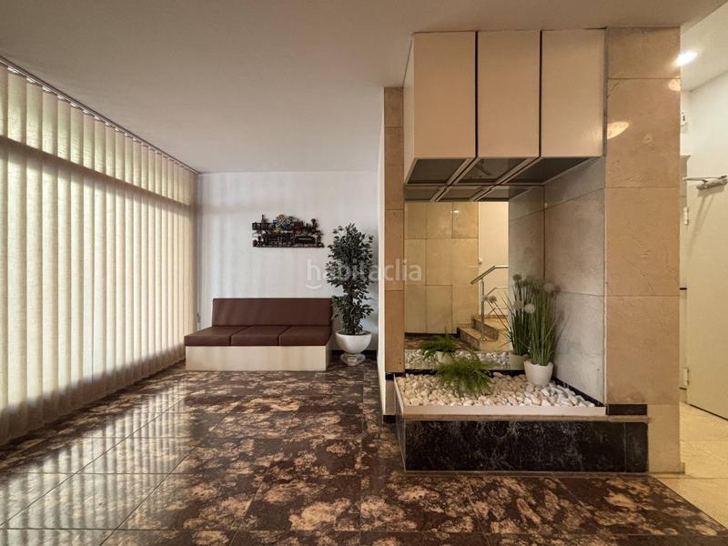 Foto cbe86f04-fd59-4626-8559-946501999359. Alquiler piso vivienda amueblada a un paso de plaza españa en Valencia