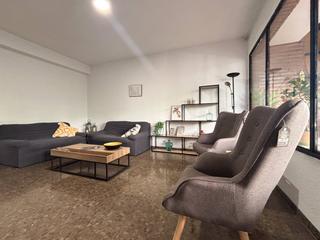 Location Appartement  Calle san vicente martir. Vivienda amueblada a un paso de plaza españa