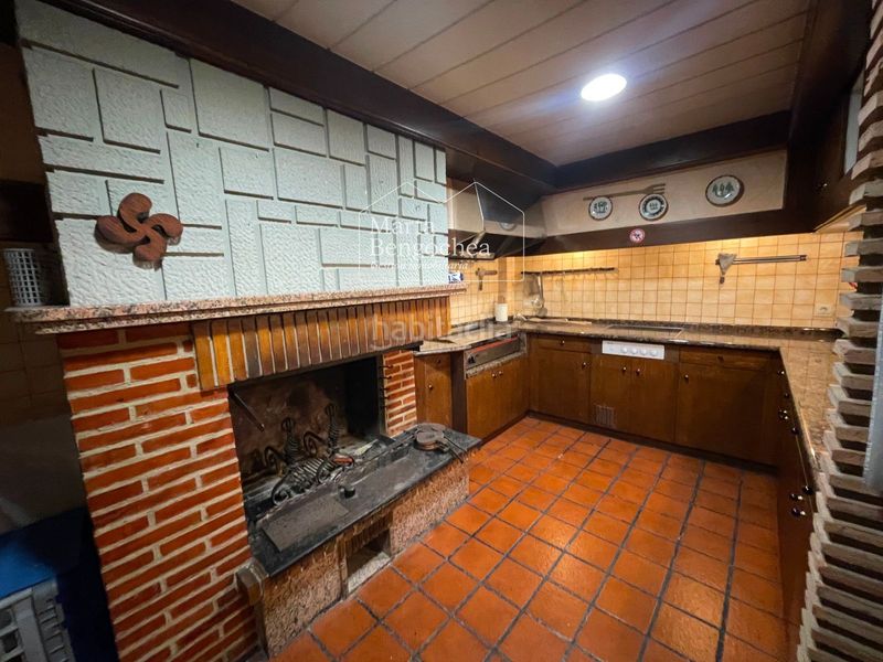 Foto 8cf4de38-afaa-47ae-8a18-35283591ed3f. Casa adossada amb calefacció aparcament a Mendizorrotza - Armentia Vitoria - Gasteiz