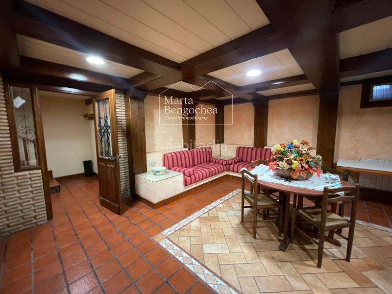 Foto f9c60f36-276e-4d02-9592-b1f858c05b03. Casa adossada amb calefacció aparcament a Mendizorrotza - Armentia Vitoria - Gasteiz