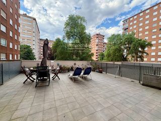 Pis  Alfonso xi. Se vende piso de 3 habitaciones con terraza de 55 m en alfonso x