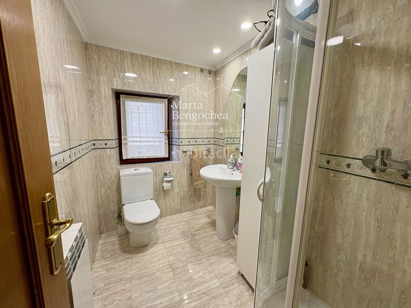 Foto 0b50f286-58f4-4109-9f37-4708e3268f0b. Casa amb calefacció a Abetxuko Vitoria - Gasteiz