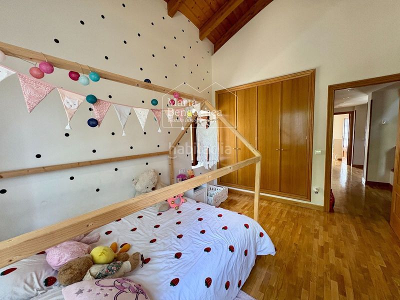 Foto 2127d714-45b3-4efb-be16-bd3c0ce26ef0. Casa amb calefacció a Abetxuko Vitoria - Gasteiz