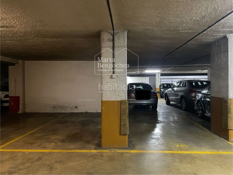 Foto df5bae71-6829-4931-ad82-b332cbb9f54f. Aparcament cotxe a Lovaina Vitoria - Gasteiz