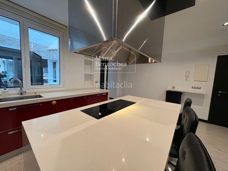 Foto 28f3000e-4d4d-4be8-9067-b5daab6f743e. Pis amb calefacció a Ensanche Vitoria - Gasteiz