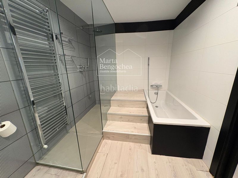 Foto 7be8cfa0-fa9a-41d6-a5d9-abf1724c7771. Pis amb calefacció a Ensanche Vitoria - Gasteiz