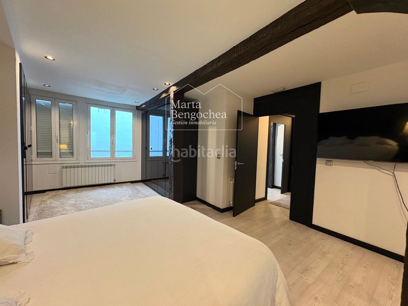Foto a5384d57-c474-4d53-b4d2-c160d8bf198e. Pis amb calefacció a Ensanche Vitoria - Gasteiz