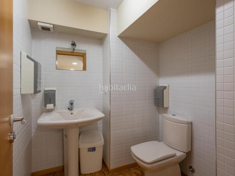 Foto ac5ead63-5055-479f-ad4f-3a37ae88f8cc. Office space with heating in L´Eixereta Burjassot