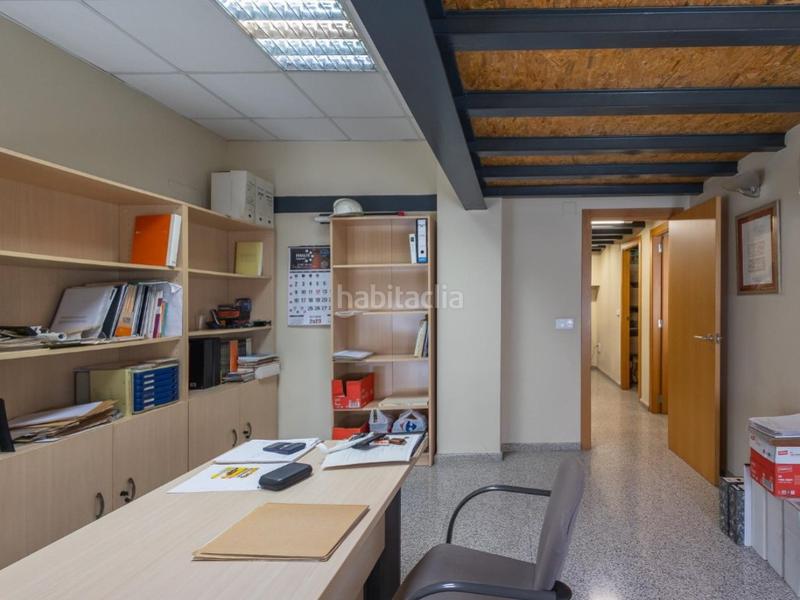 Foto b3e060b0-439b-4955-845b-20f6694c8d49. Office space with heating in L´Eixereta Burjassot