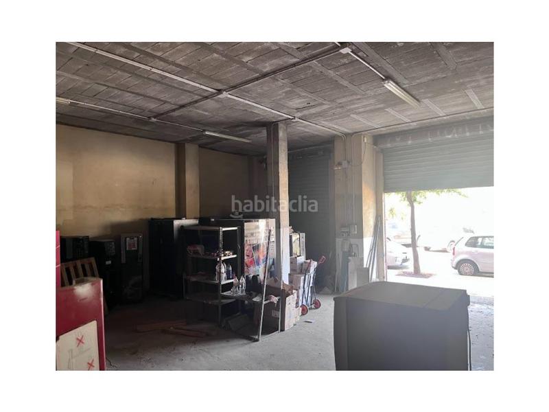 Foto 4bdf4461-48e0-44a3-8be2-544c27ca4137. Local commercial dans El Alborgí Paterna