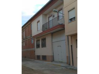 Maison  N/a. Gran casa señorial esquinera en el centro de la población