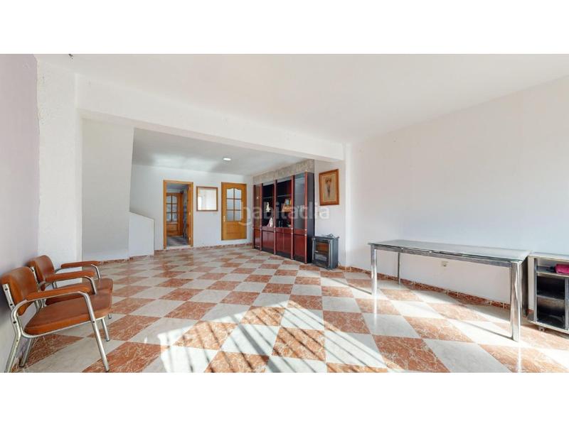 Foto bbc16e4a-d0a5-4984-a121-8738fd36c585. Duplex with heating in pueblo de Cullera Cullera