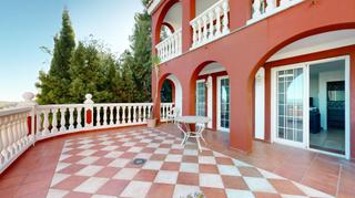 Xalet a Centro. Casa independiente en venta en la zona céntrica de chiva. la cas