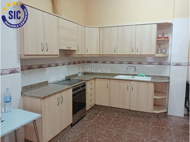 Foto 4f0d251c-5c82-4f8b-8d7a-1bd189c0f9dd. Local comercial a Centro - Casco Antiguo Torrent