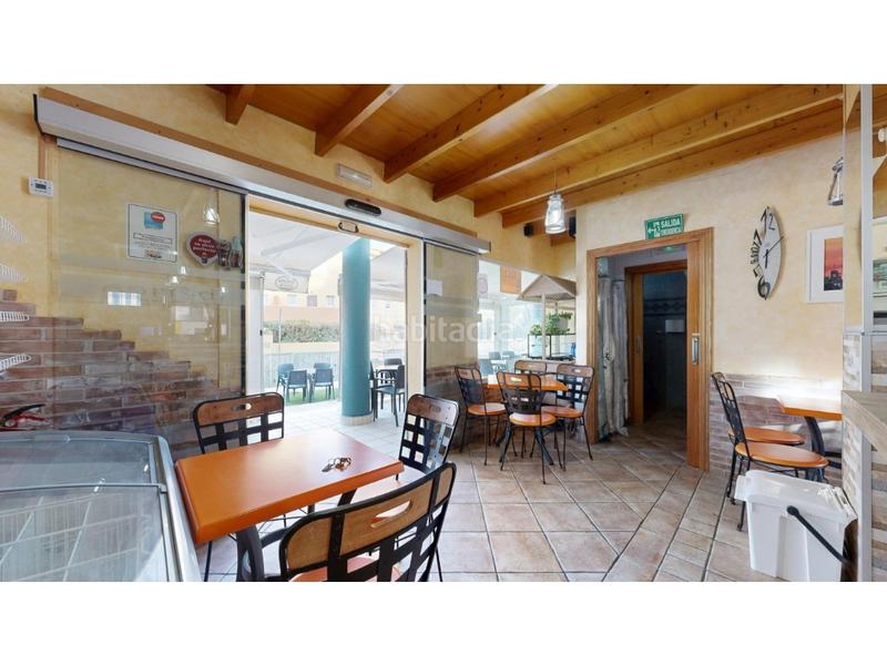 Foto 5ea1755c-0e66-4958-aedc-be1865e58e14. Local comercial local, negocio y vivienda nova en Oliva