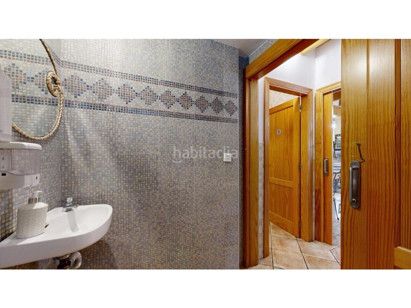 Foto 786c8826-283e-4011-b9e5-2e65e2f81c91. Local comercial local, negocio y vivienda nova en Oliva