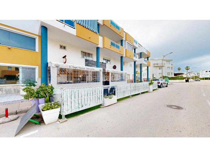 Foto a77a255e-f3e4-49e4-b1fc-9dd5d417490a. Local comercial local, negocio y vivienda nova en Oliva