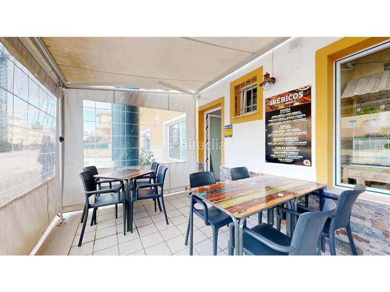 Foto c1b7c854-f83e-4eda-a3b7-a797a3b4564a. Local comercial local, negocio y vivienda nova en Oliva