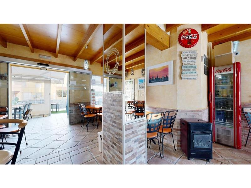 Foto c3603930-2502-48b6-af3b-81906a2393e2. Local comercial local, negocio y vivienda nova en Oliva