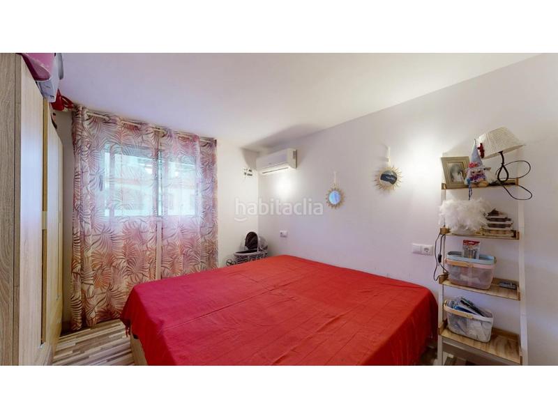 Foto d3b8a5f0-814b-46cd-a23e-b3000b398265. Local comercial local, negocio y vivienda nova en Oliva