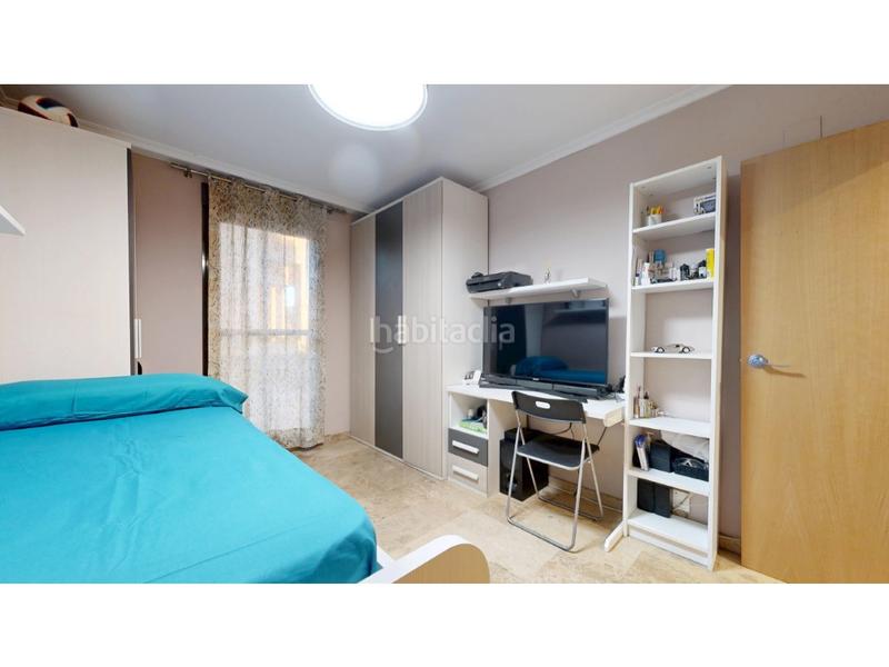 Foto 814567bb-0b83-484f-adc8-7795fd58b288. Piso precioso piso en el pulmon en Nou Campanar Valencia