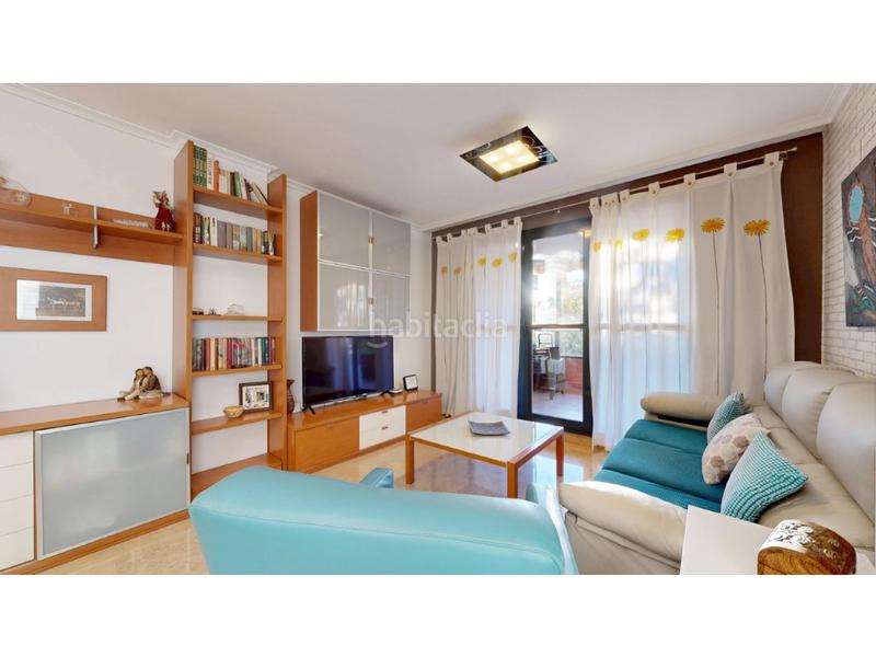 Foto f0b61c30-5eea-44a0-8c2d-24aae901bfdc. Piso precioso piso en el pulmon en Nou Campanar Valencia