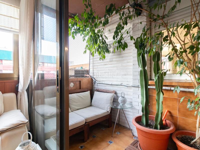 Foto 4f096d32-e9ab-4f84-9c4e-ffa0b3ccd9c5. Pis amb aparcament a Ciutat Jardí Valencia