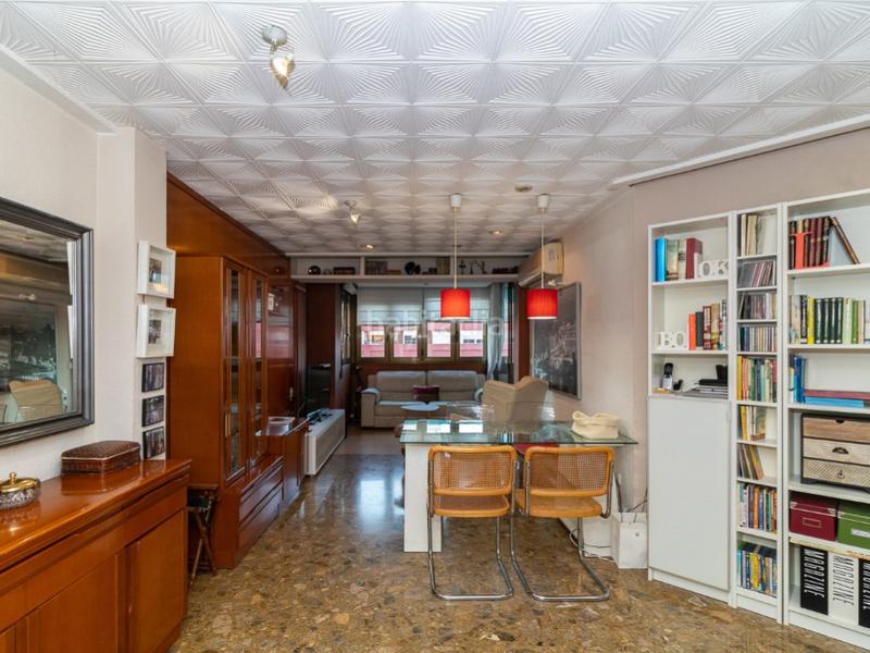 Foto e58a3a45-8293-4b6c-ba1a-dbd33a3cbd2a. Pis amb aparcament a Ciutat Jardí Valencia