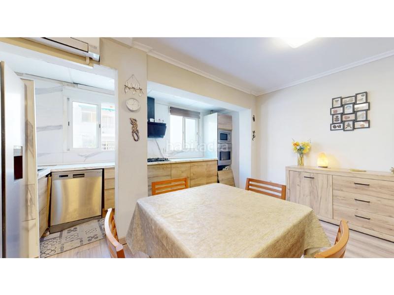 Foto 06f21c4b-7b4b-42d8-95f3-db31229c26a5. Piso precioso inmueble ubicado en camins al grau en Valencia