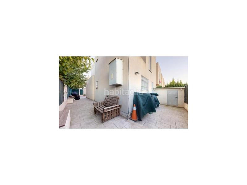 Foto 14dd4538-8b65-4a70-9345-2c110c1cdd3a. Semi detached house with parking in Massamagrell