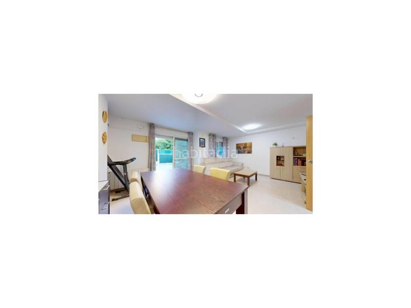 Foto 50679fb9-72a0-4a6c-904b-f91cf364b257. Semi detached house with parking in Massamagrell