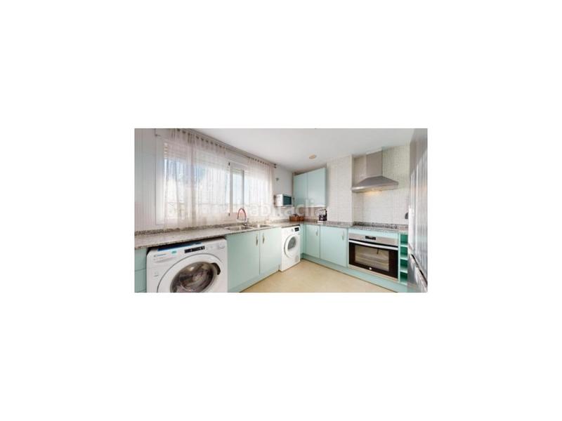 Foto 51983f5c-4450-49da-bb9d-b618637bb9dd. Semi detached house with parking in Massamagrell