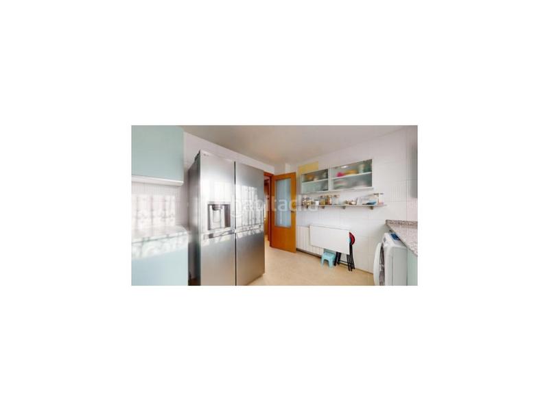 Foto 9811d21d-5a60-42e0-ac14-b81543cc0f6d. Semi detached house with parking in Massamagrell