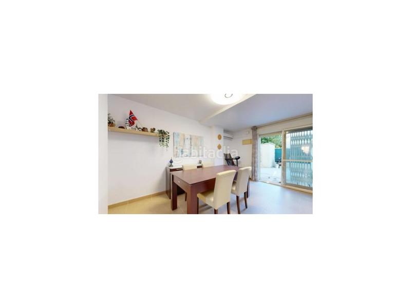 Foto 9bd3b68a-e56a-478a-a13d-009697581379. Semi detached house with parking in Massamagrell