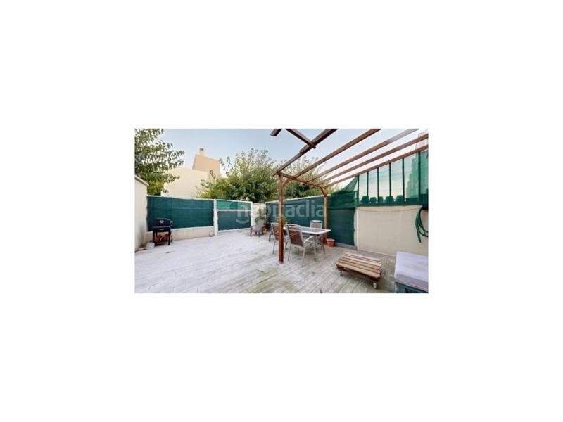 Foto c07ba9b0-4227-41a3-aea6-69117f08be2e. Semi detached house with parking in Massamagrell