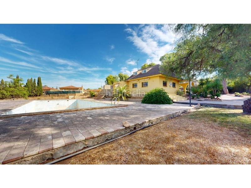 Foto 8d5629cb-29d2-4b9b-9f08-286f3e0c772b. Chalet mit parking pool in Urbanizaciones Llíria